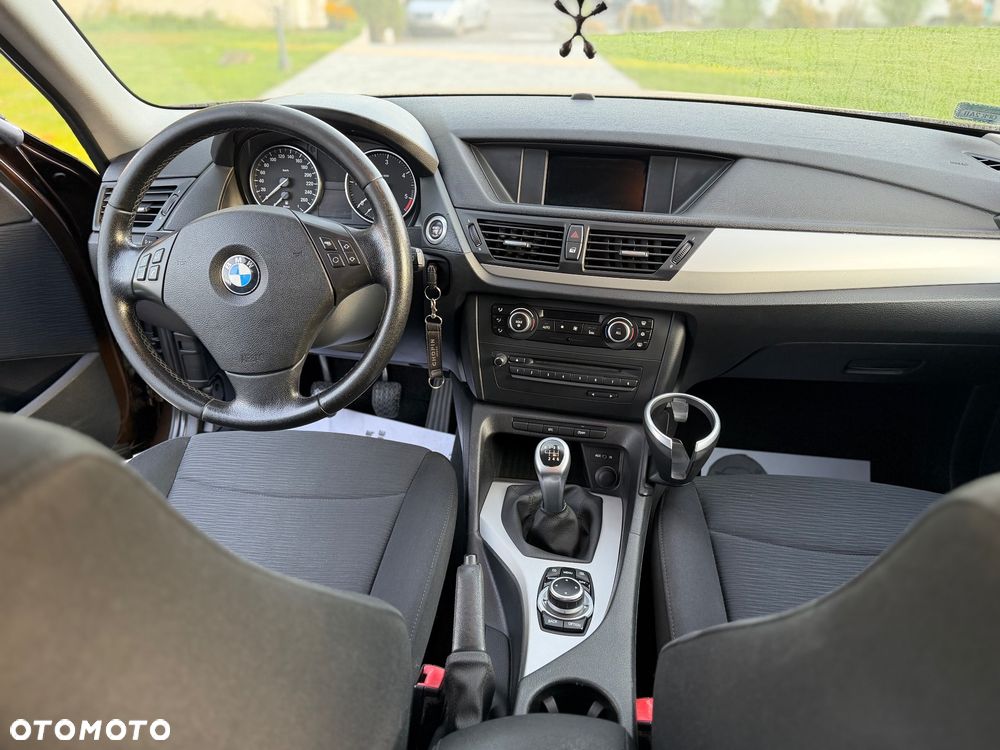 BMW X1 sDrive20d - 10