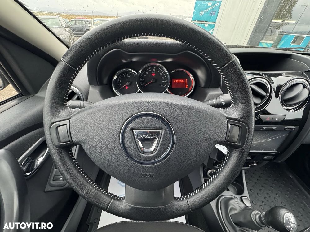 Dacia Duster dCi 110 FAP 4x4 Laureate - 23