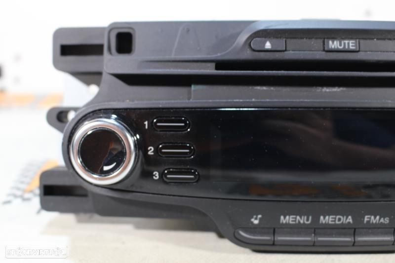 Rádio Alfa Romeo Giulietta (940_)  1560912490 / 7647302316 / 156 091 2 - 4