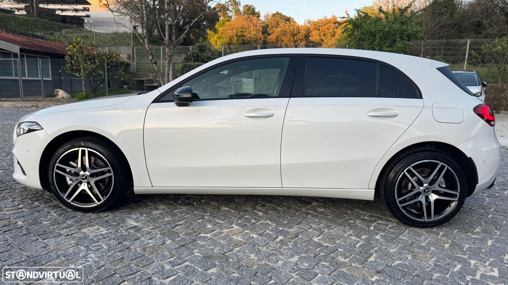 Mercedes-Benz A 250 e Progressive - 11