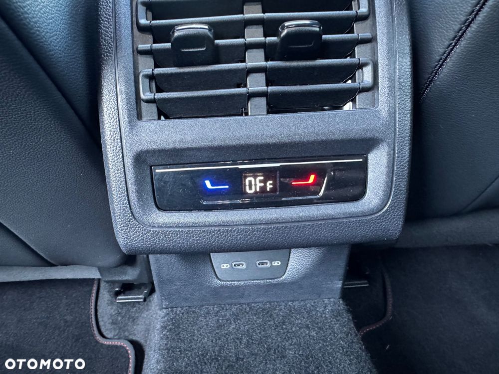 Volkswagen Golf 2.0 TSI GTI Clubsport DSG - 33