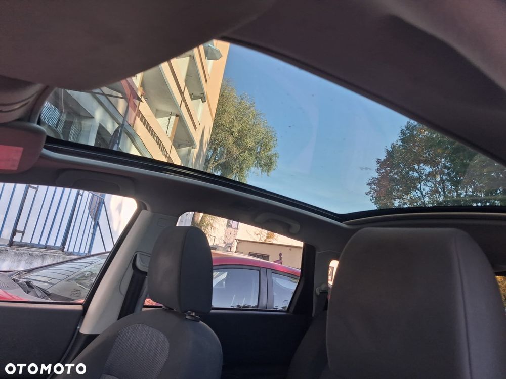 Nissan Qashqai+2 2011
