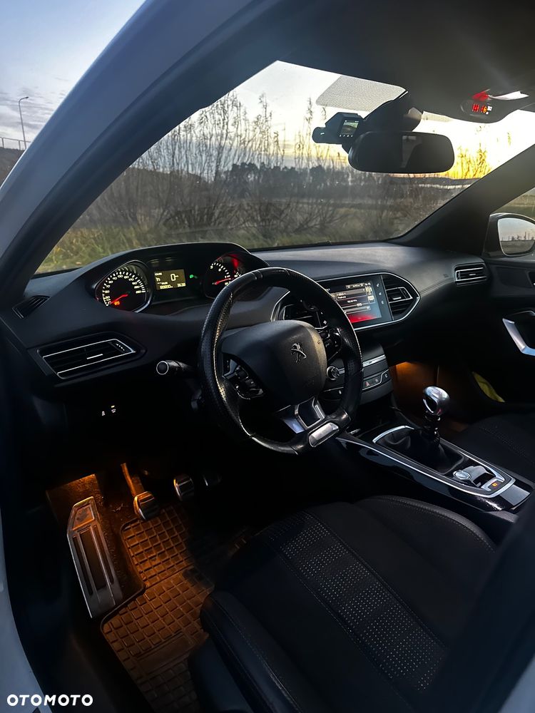 Peugeot 308 BlueHDi FAP 150 Stop&Start GT-Line Edition - 12