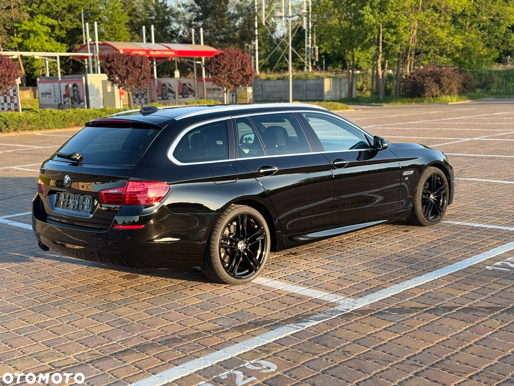 BMW Seria 5 520d xDrive Touring Luxury Line - 4