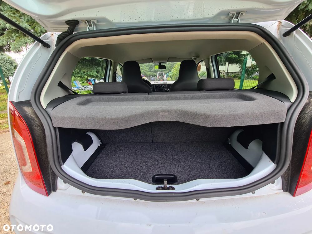 Volkswagen up! - 10
