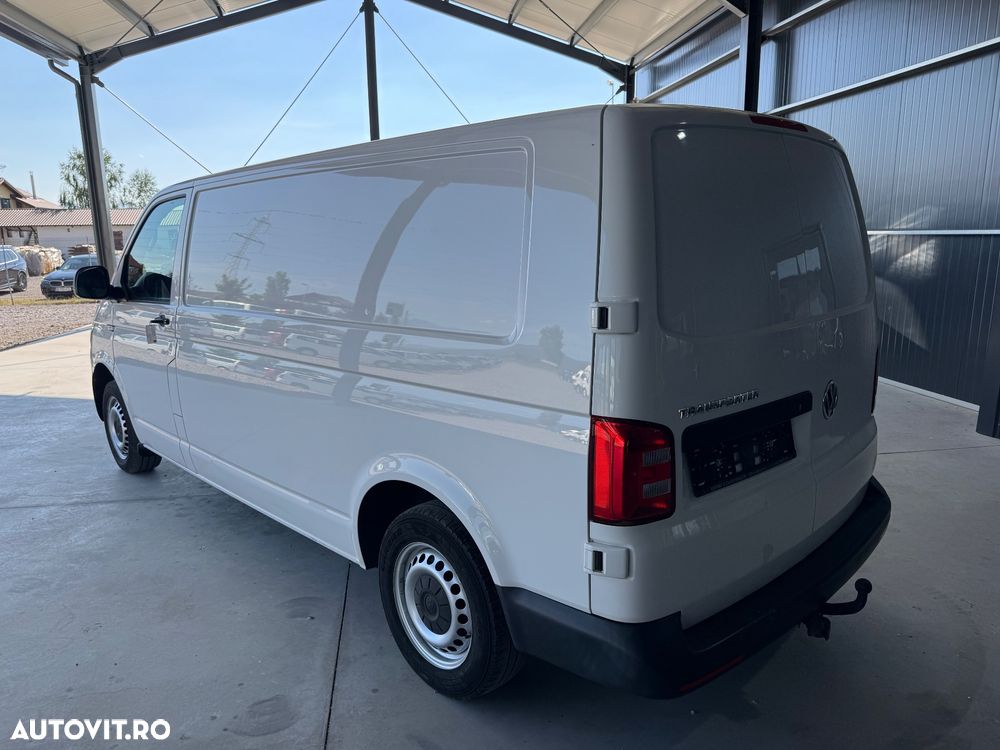 Volkswagen Transporter - 4