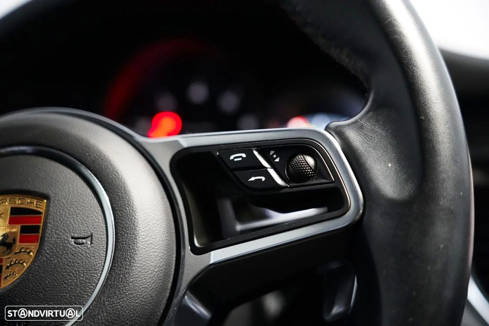 Porsche Macan - 17