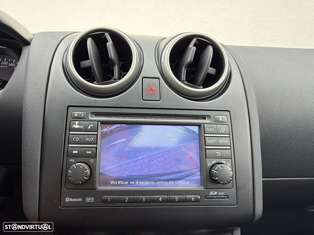 Nissan Qashqai +2 1.5 dCi Tekna Premium 17 - 15