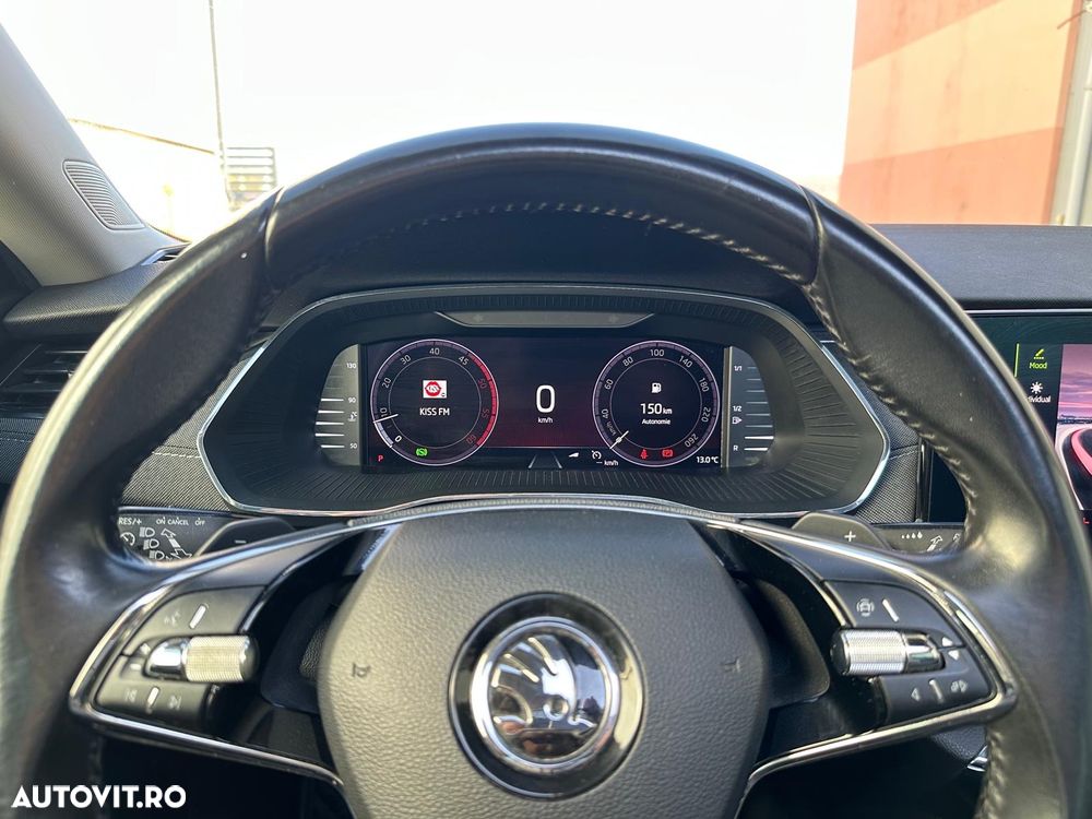 Skoda Octavia Combi 2.0 TDI DSG First Edition - 39
