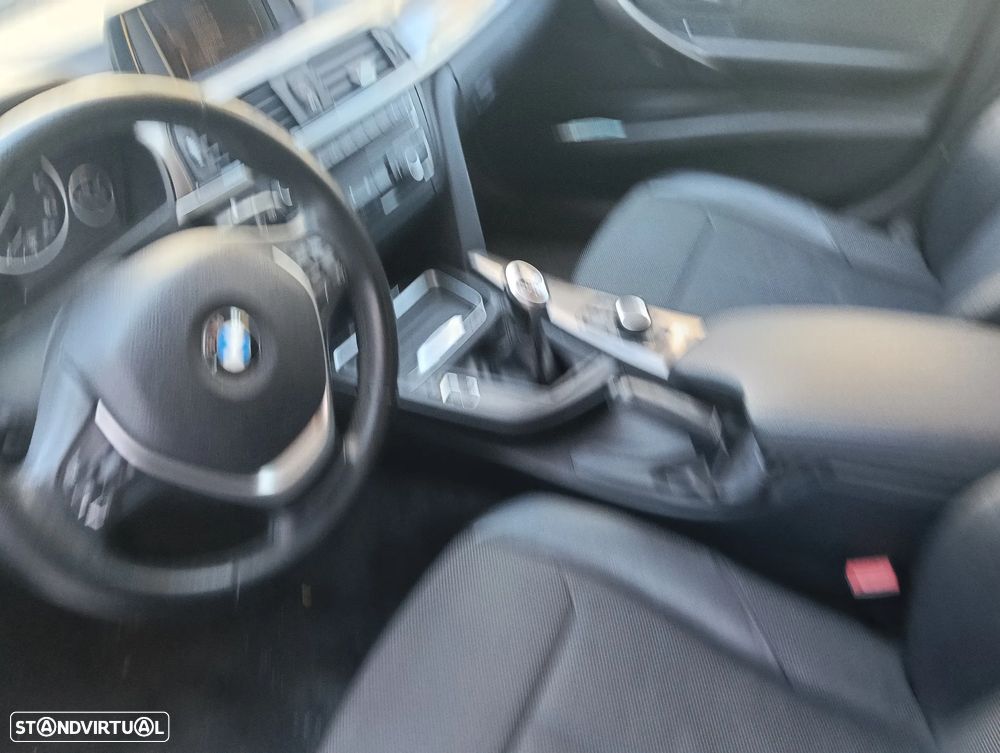 BMW 318 d xDrive Line Modern - 7