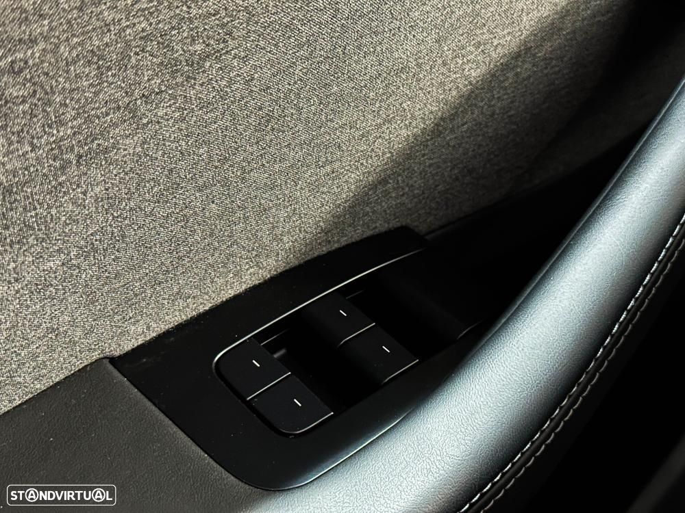 Tesla Model 3 Standard Range Plus RWD - 44