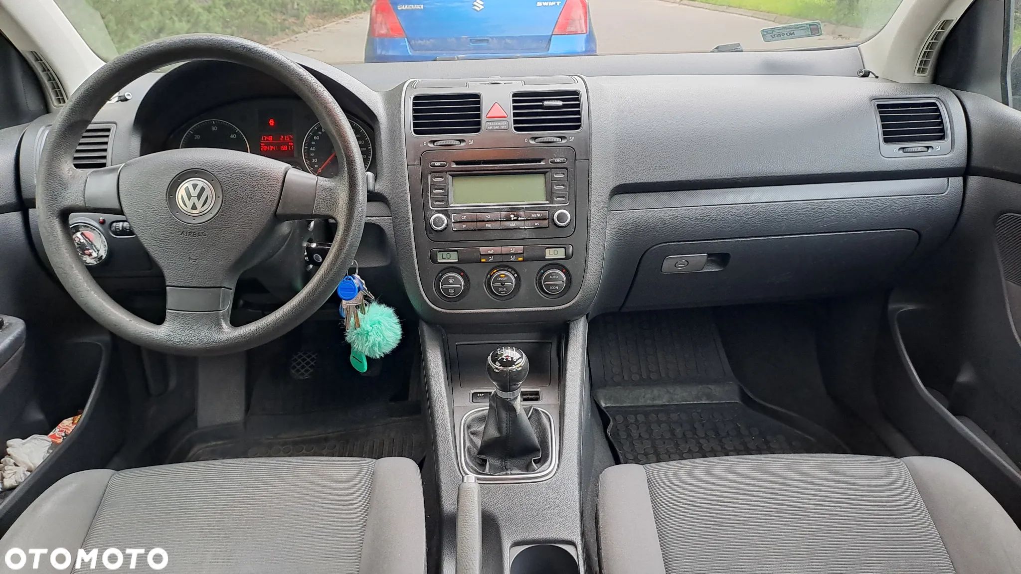Volkswagen Golf V 1.9 TDI Comfortline - 1