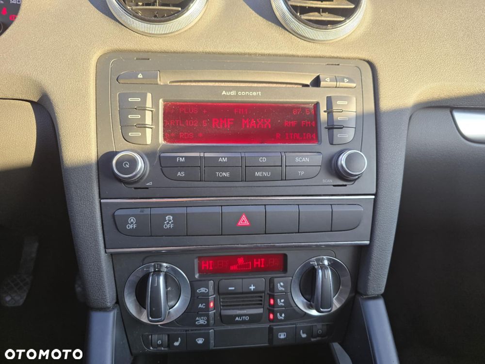 Audi A3 3-drzwiowe 2.0 TDI Quattro Ambiente - 30