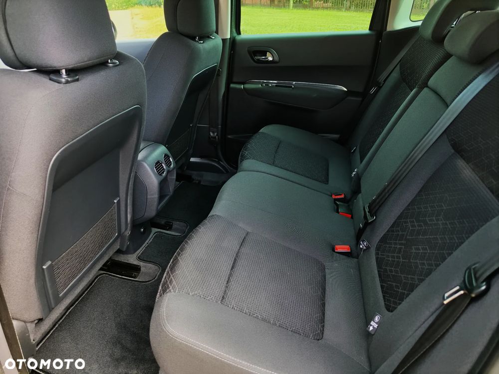 Peugeot 3008 1.6 HDi Active - 29