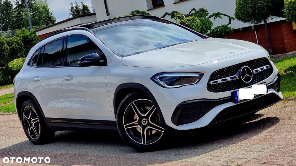 Mercedes-Benz GLA 200 AMG Line - 4