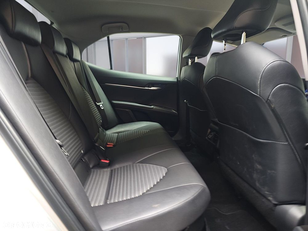 Toyota Camry 2.5 Hybrid Prestige CVT - 12