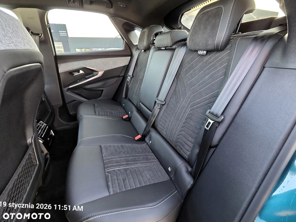 Peugeot 3008 1.2 PureTech mHEV GT E-DCS6 - 21