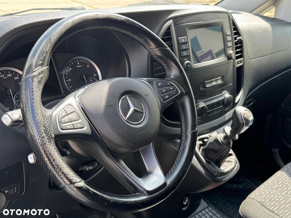 Mercedes-Benz Vito - 19