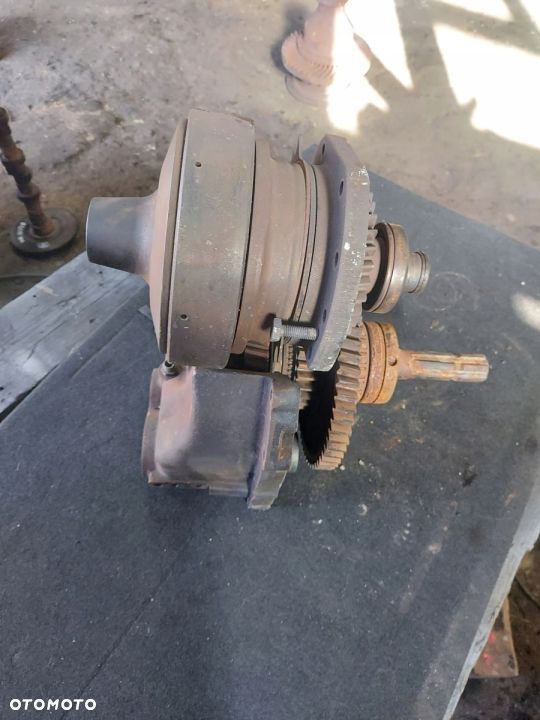 MECHANIZM WOM TYŁ TRYBY FENDT FAVORIT 714 2000R - 4