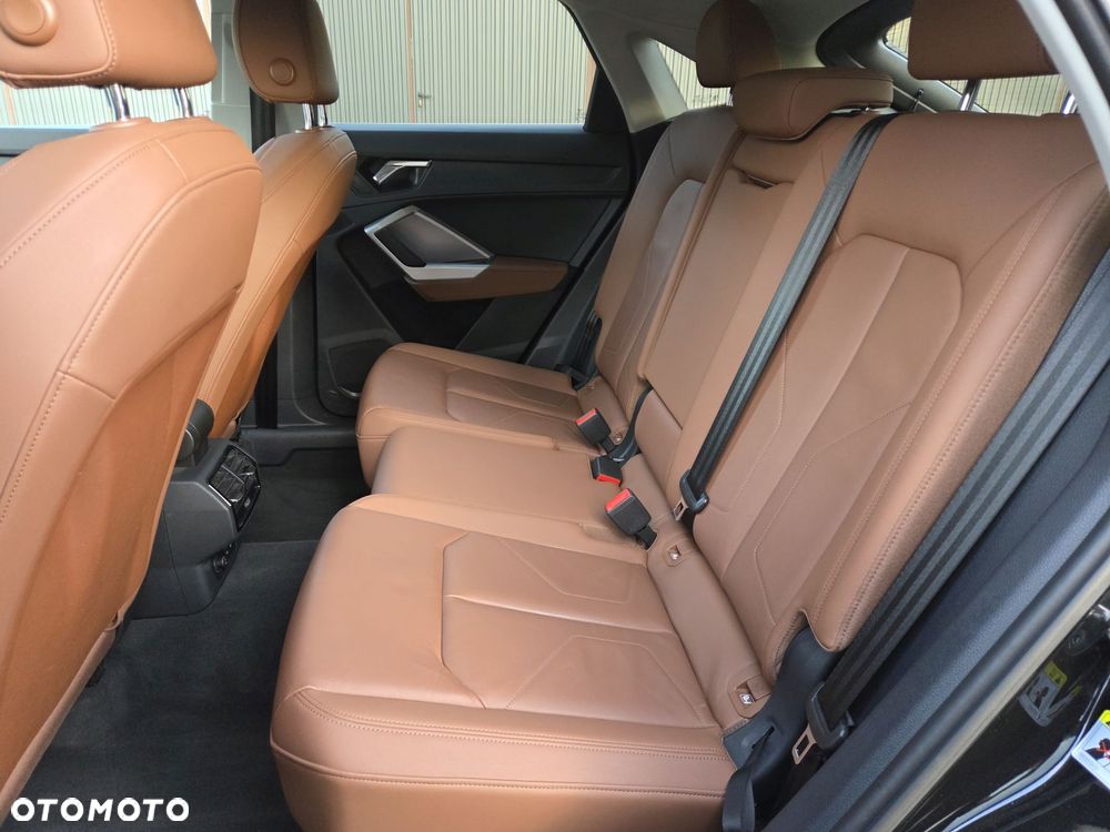 Audi Q3 Sportback 35 TDI S tronic - 8