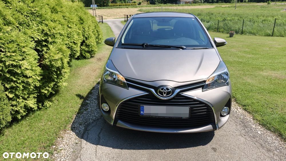 Toyota Yaris 1.33 Premium EU6 - 9