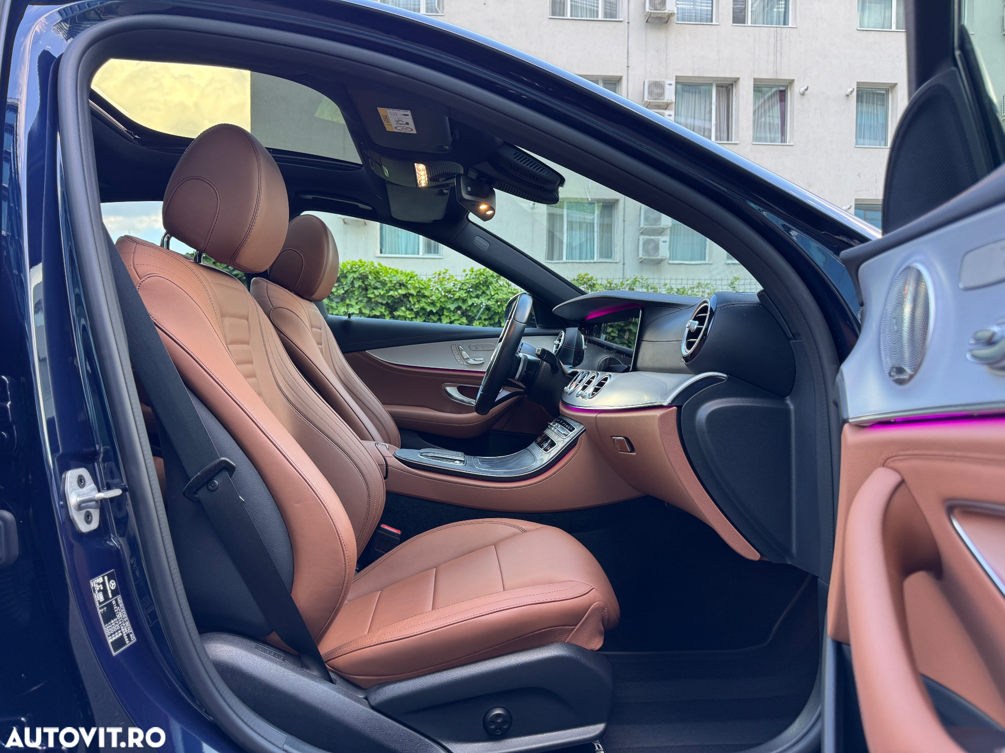 Mercedes-Benz E 300 de T 9G-TRONIC AMG Line - 19