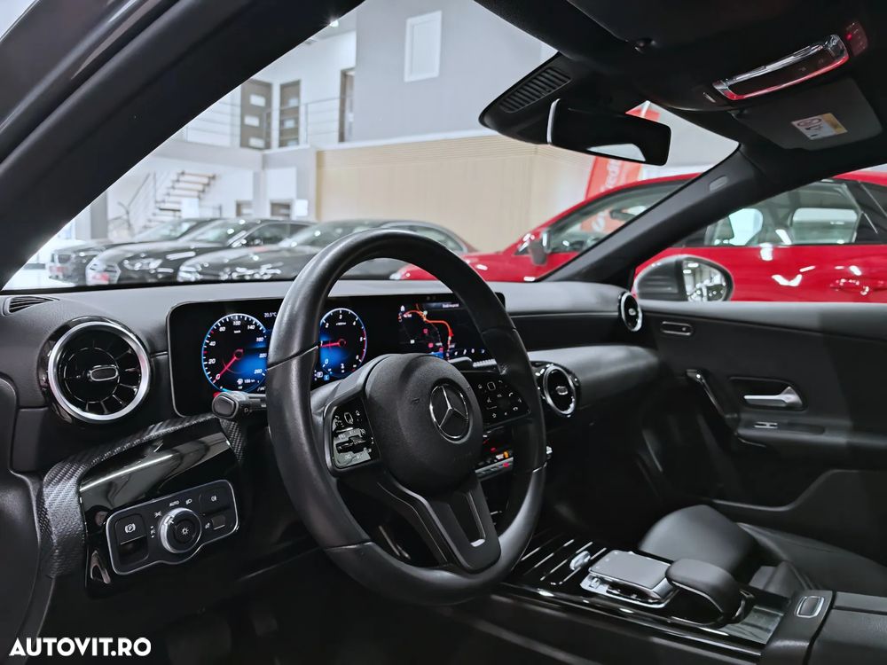 Mercedes-Benz A 180 d 7G-DCT - 8