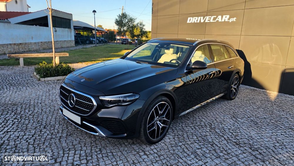 Mercedes-Benz E 300 2024 photo 2