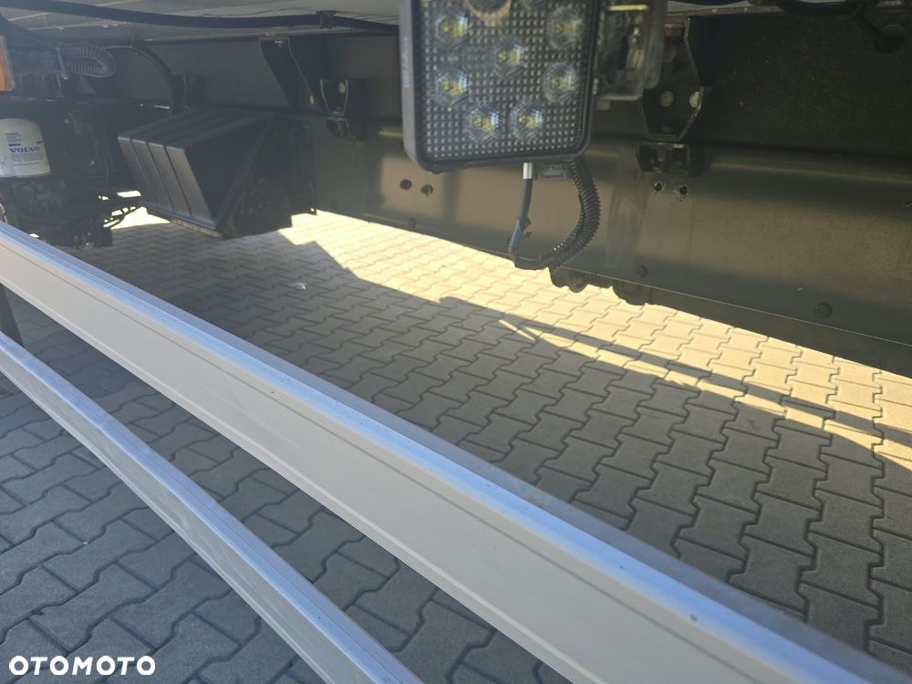 Volvo FL 250 - 20