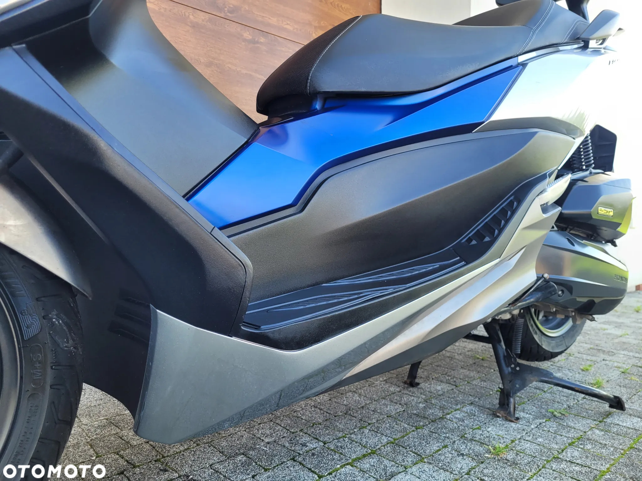 Honda NSS - 8