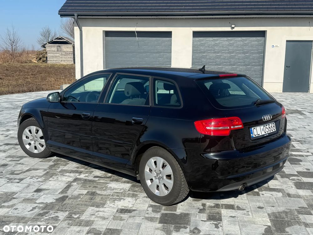 Audi A3 Sportback - 4