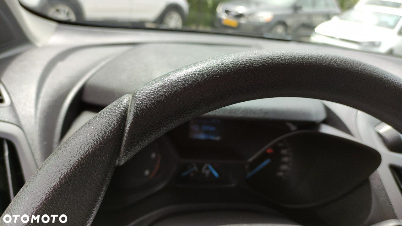 Ford Tourneo Connect - 38