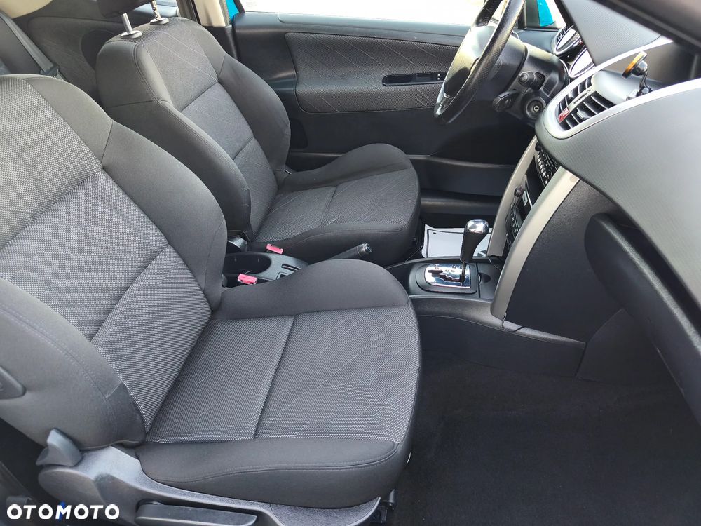 Peugeot 207 120 Automatik Sport - 27