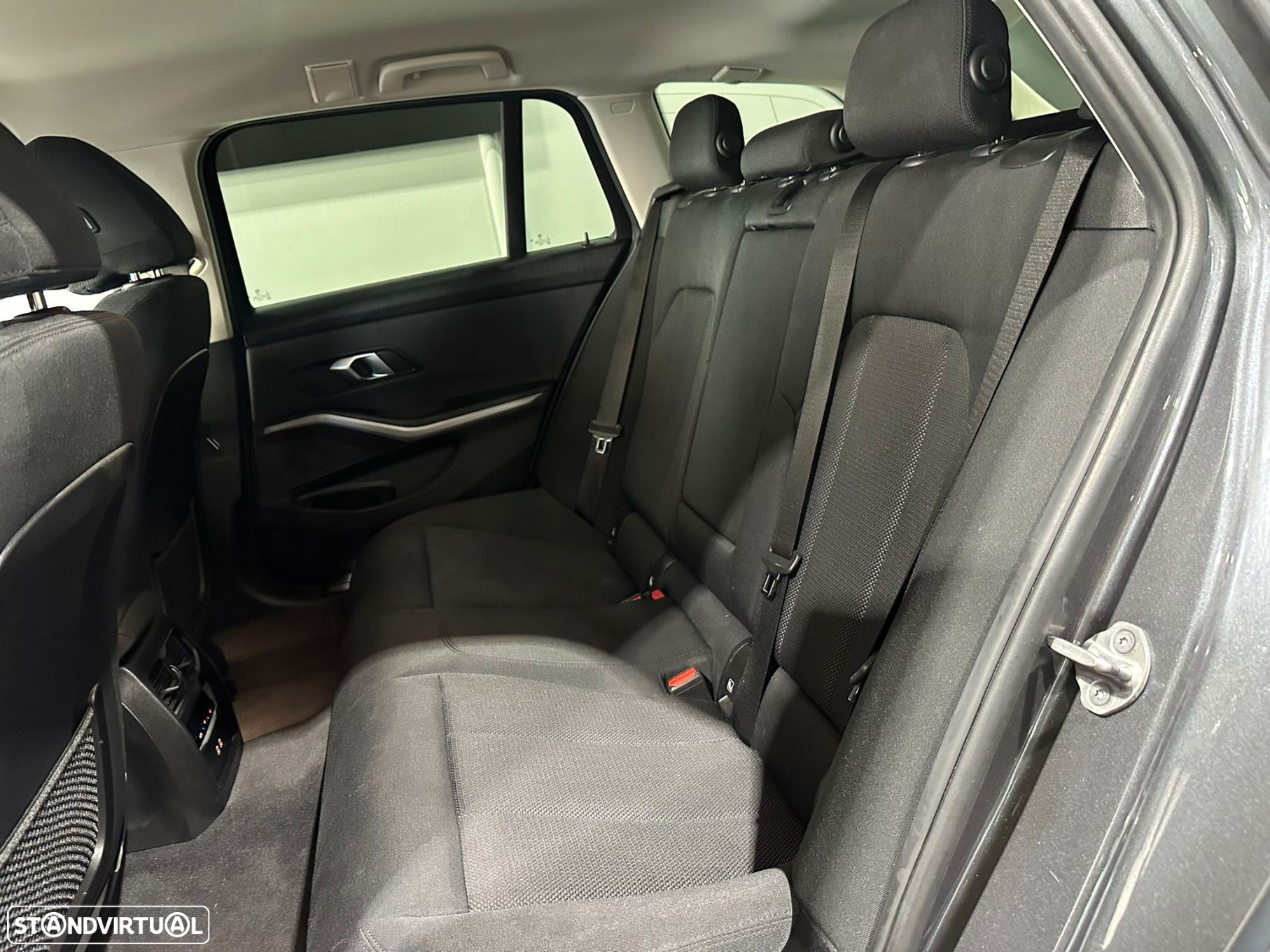 BMW 318 d Touring Auto - 7