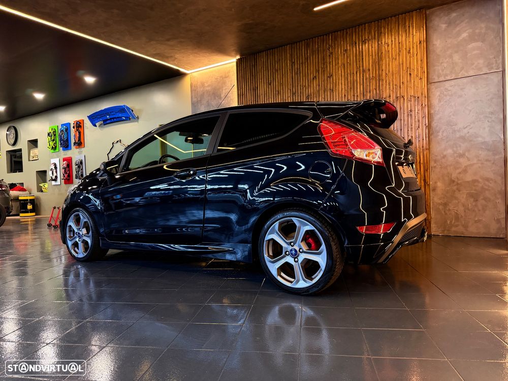 Ford Fiesta 1.6 EcoBoost ST - 2