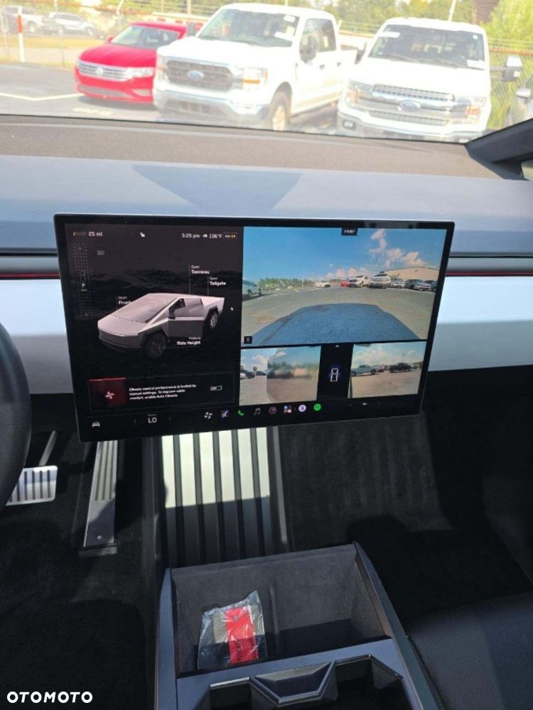 Tesla Cybertruck - 18