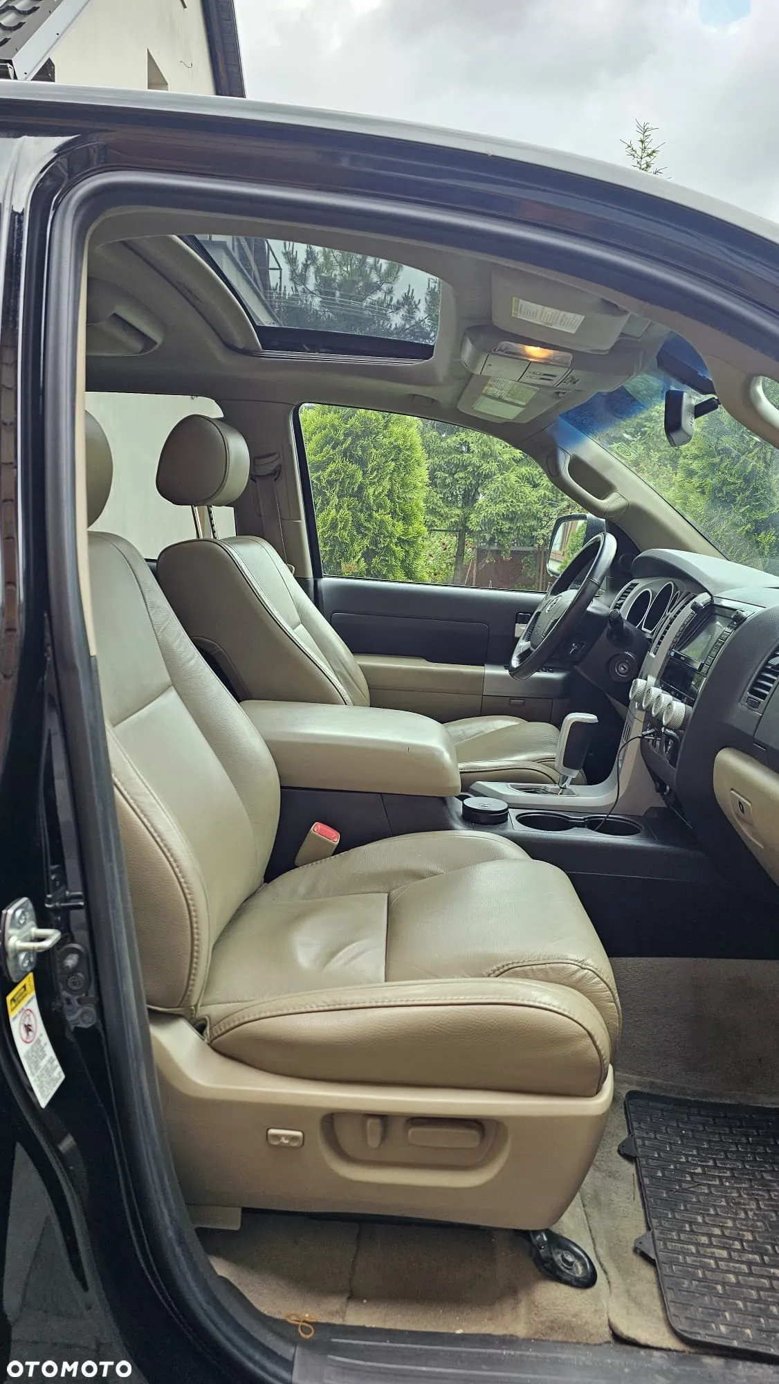 Toyota Tundra - 12