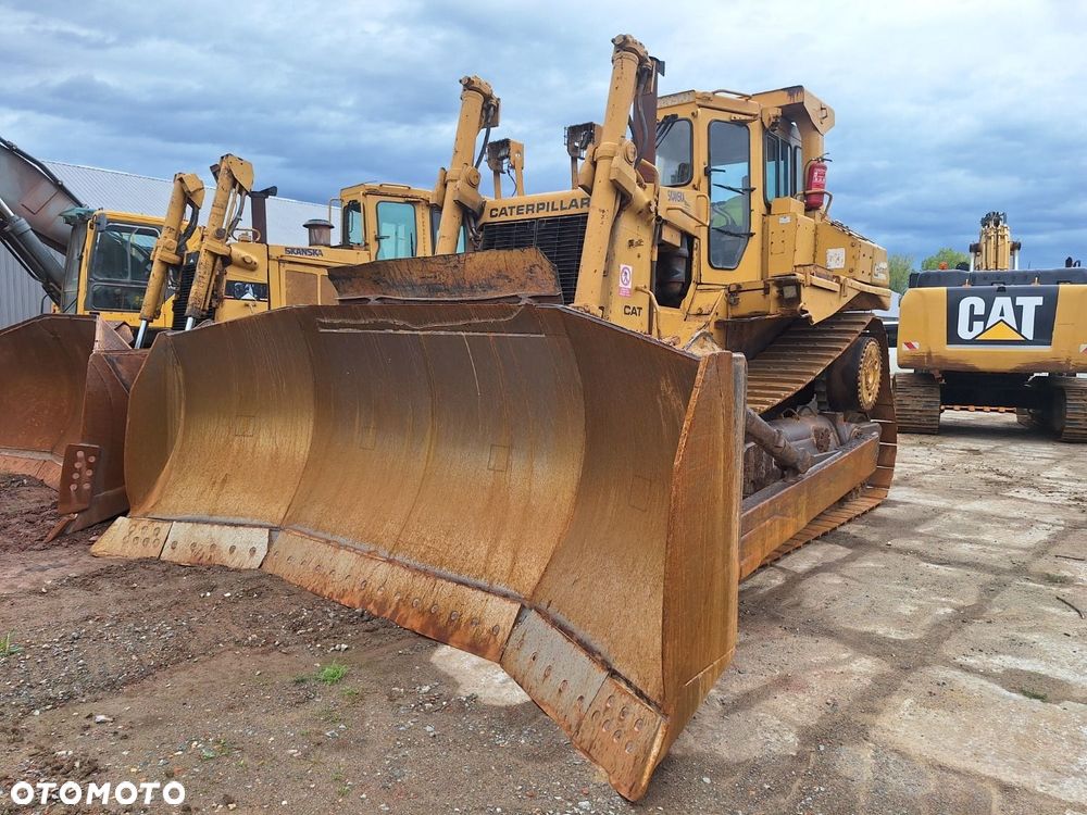 Caterpillar D8L - 1