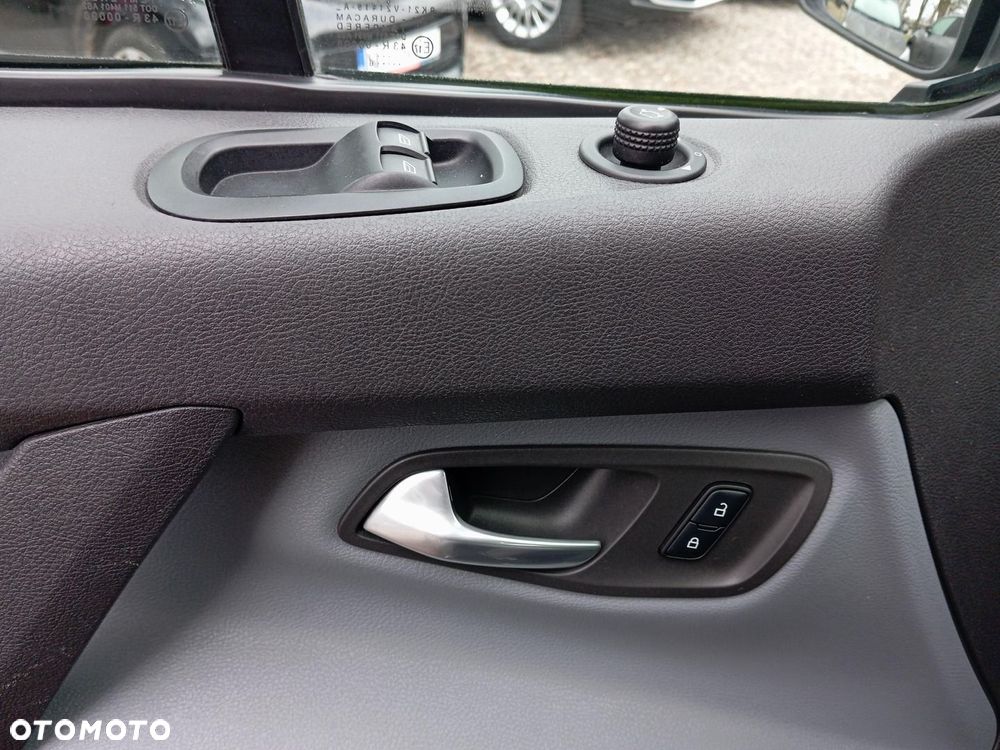 Ford Transit - 19