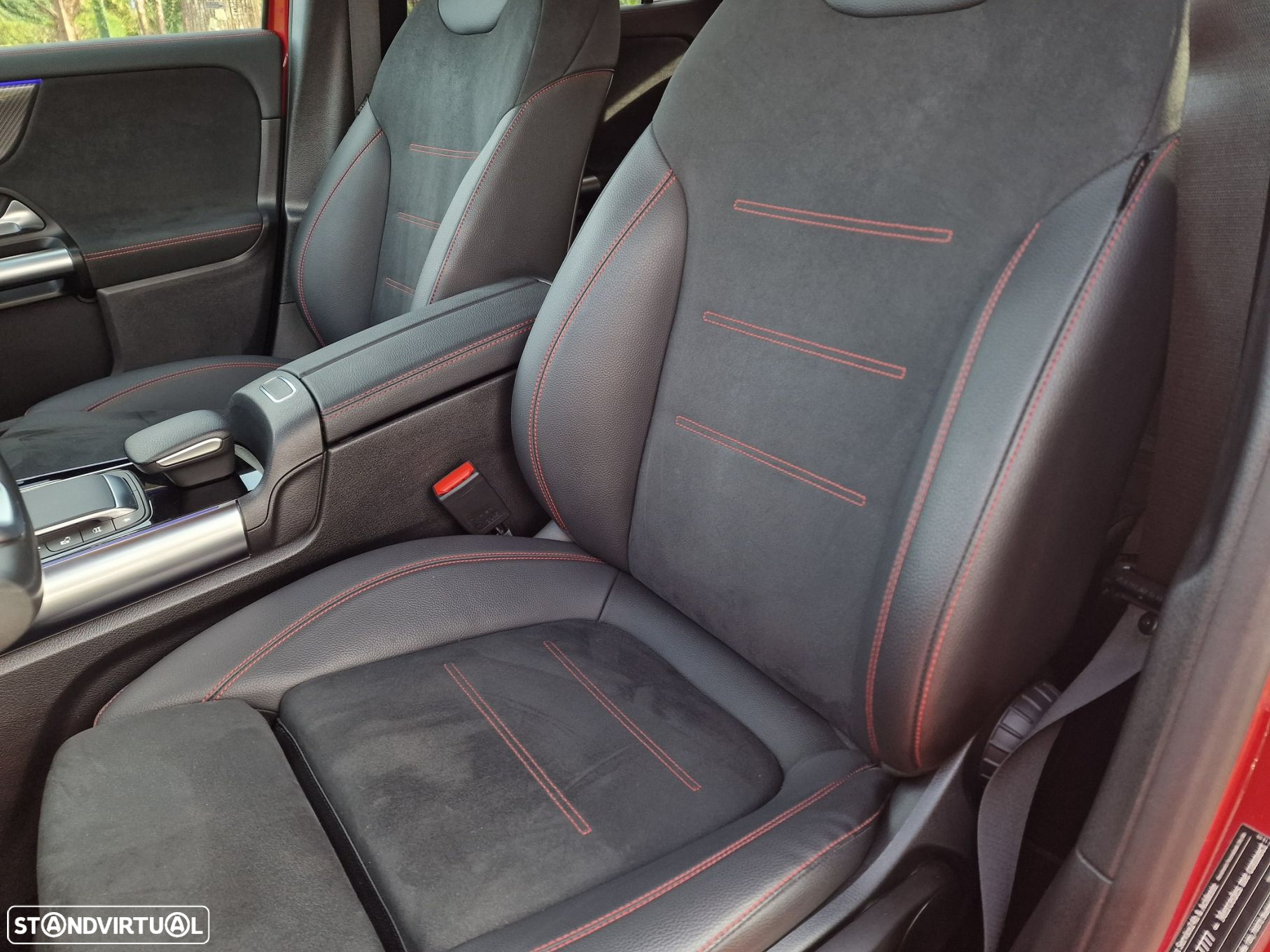 Mercedes-Benz GLA 250 e AMG Line - 13