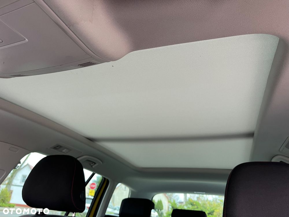 Volkswagen Golf Variant 2.0 TDI Sound - 21