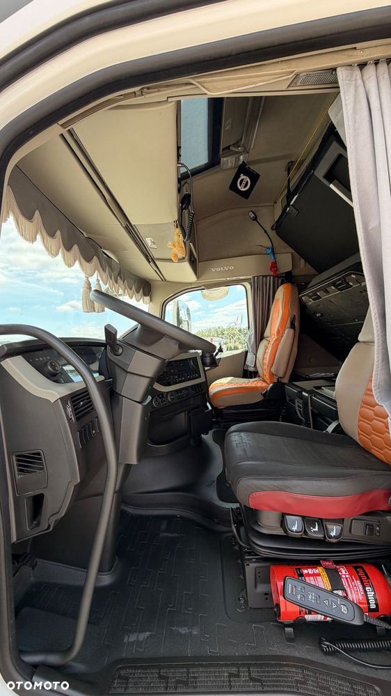 Volvo FH - 6