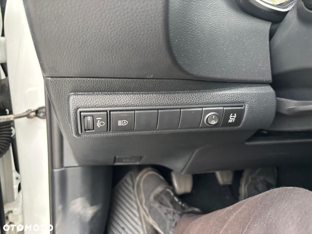 Toyota Corolla - 19