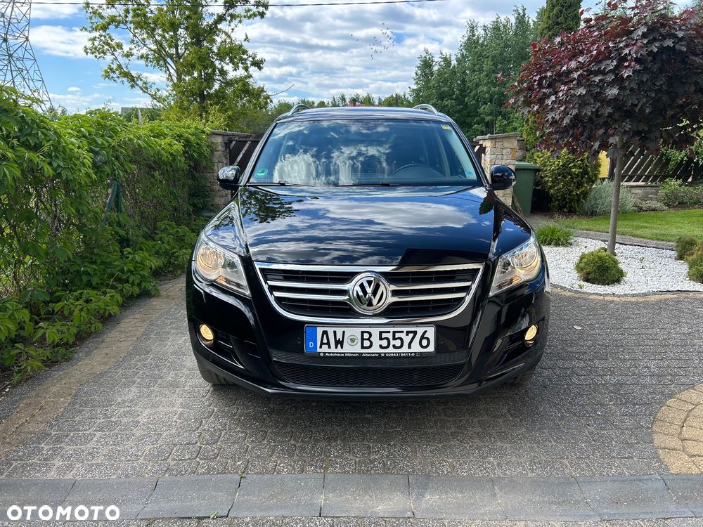 Volkswagen Tiguan 2.0 TDI DPF BlueMotion Technology Exclusive - 10