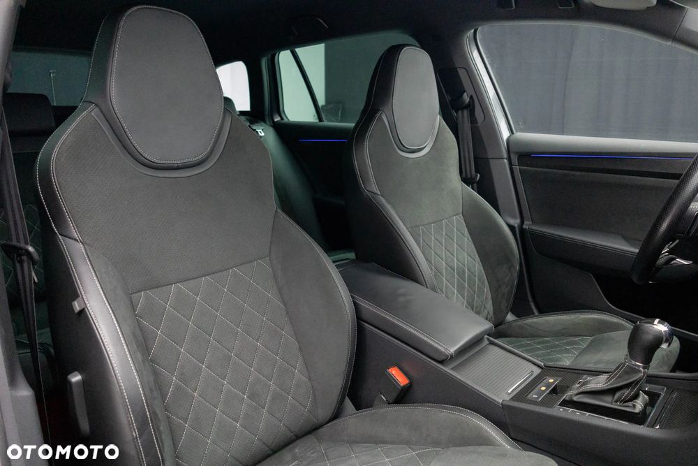 Skoda Superb 1.4 TSI Plug-In Hybrid Sportline DSG - 32