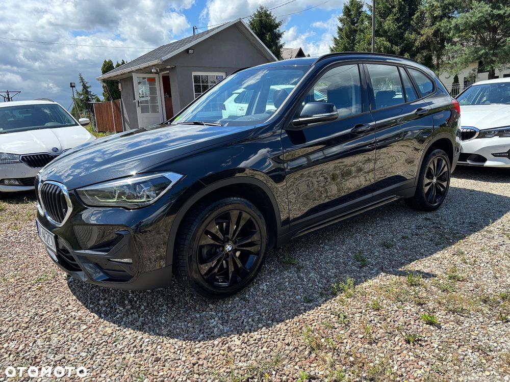 BMW X1 sDrive18i Sport Line - 7