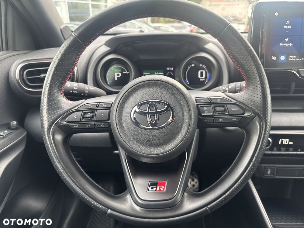 Toyota Yaris - 18