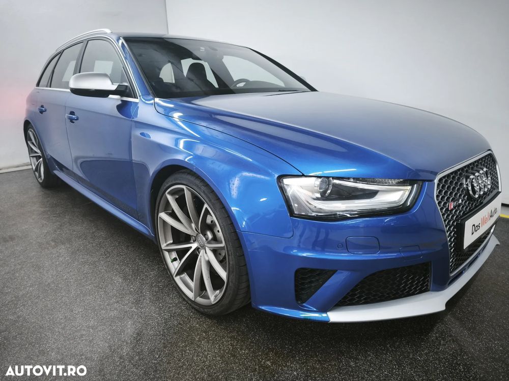 Audi RS4 Avant 4.2 FSI quattro Stronic - 6