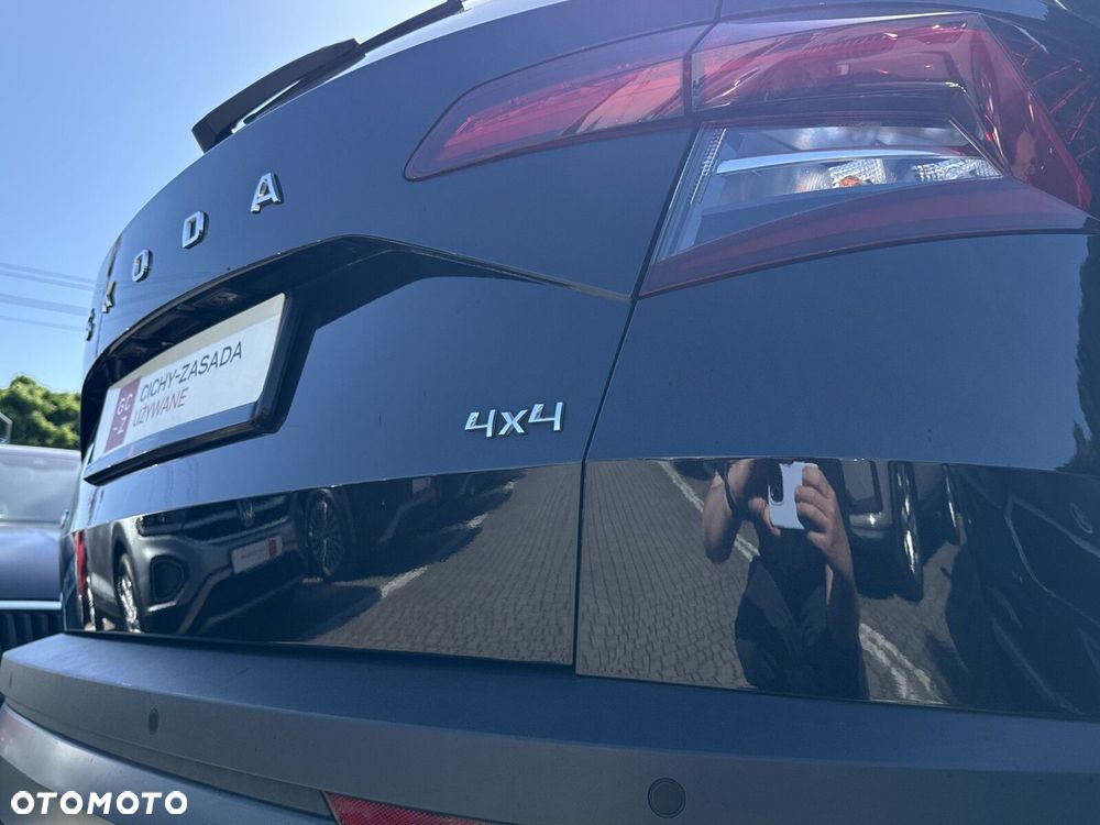 Skoda Karoq 2.0 TDI SCR 4x4 Style DSG - 36