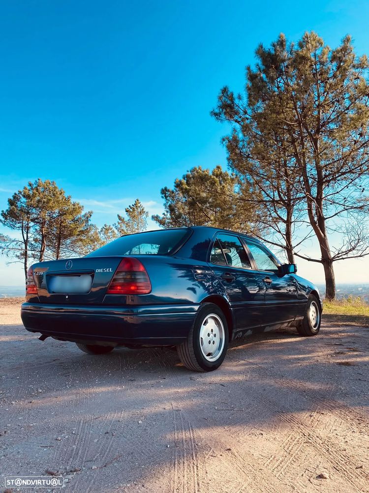 Mercedes-Benz C 220 D - 4